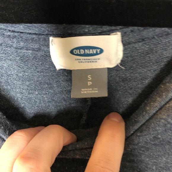 ⭐️ Old navy blue crewneck tee - Picture 3 of 5